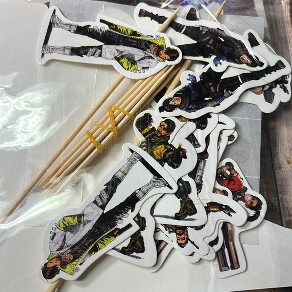 5for$10 Apex Legends Birthday Party Supplies Banner Toppers, Stickers, Balloon - Picture 5 of 7